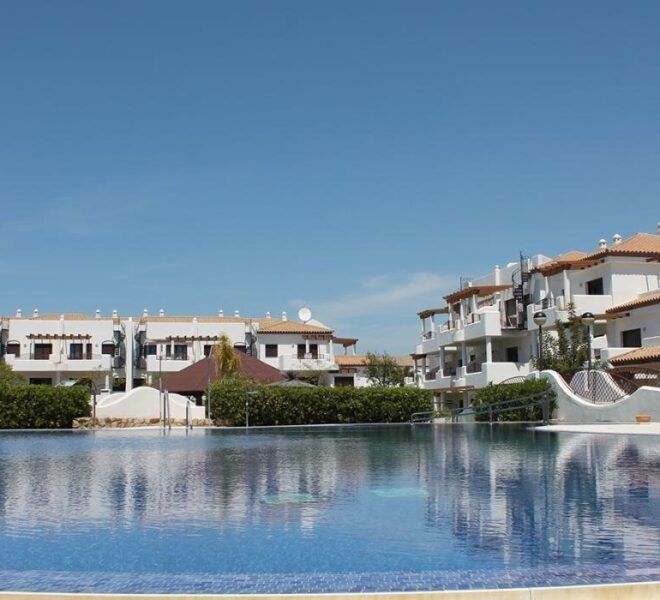 Apartamentos y Casas en La Barrosa, Chiclana Inmobiliaria Campomar